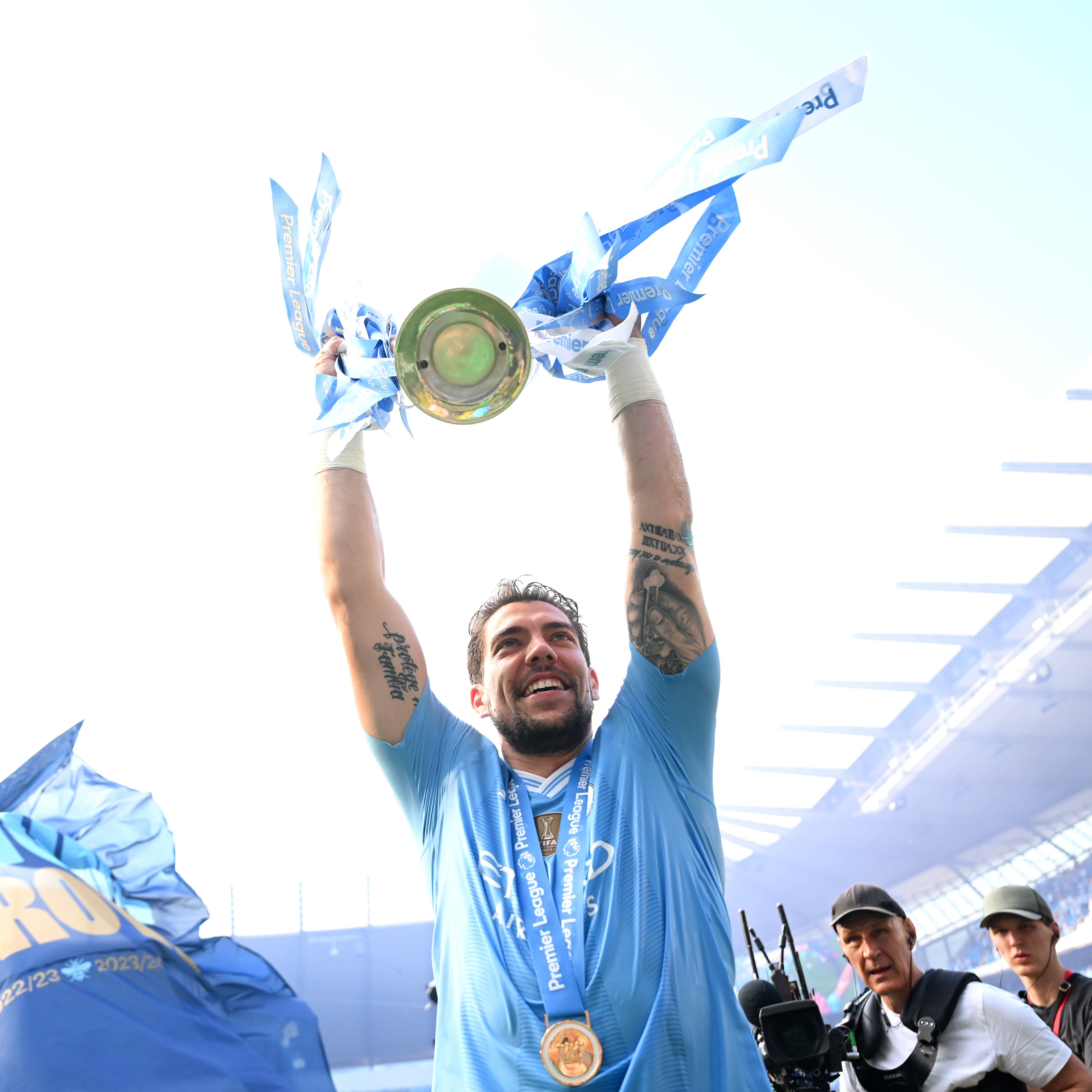 九游体育直播-曼城奏响进球交响曲，晋级欧冠四强