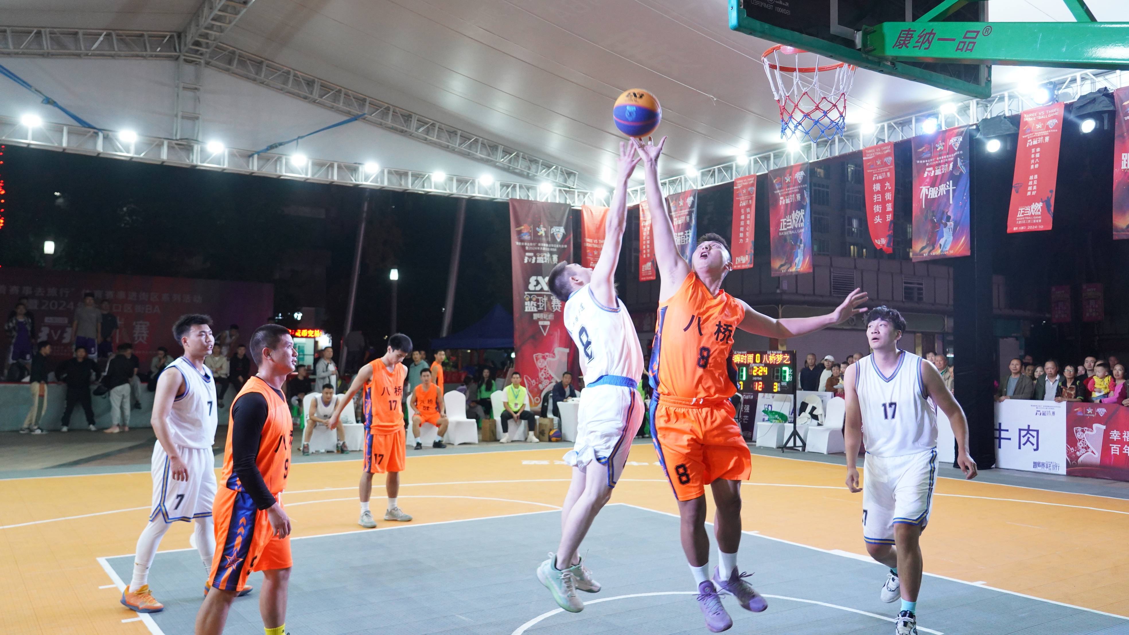 九游娱乐入口-宁夏篮球场上热闹非凡，气氛火爆的简单介绍