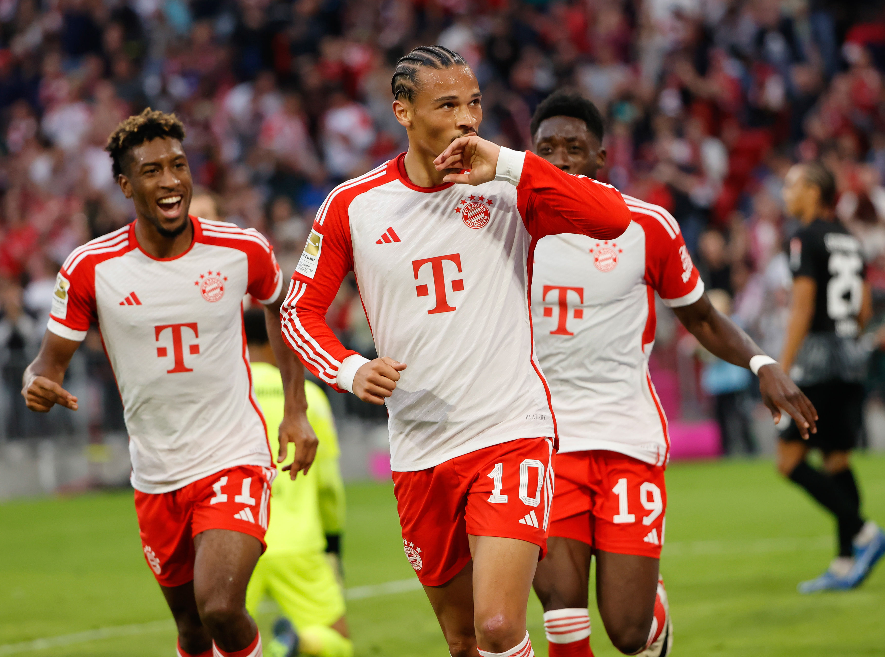 九游APP-拜仁慕尼黑击败曼城，晋级十六强