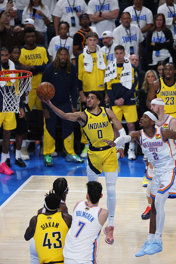 九游app下载-美国篮球巨星领先团队晋级决赛