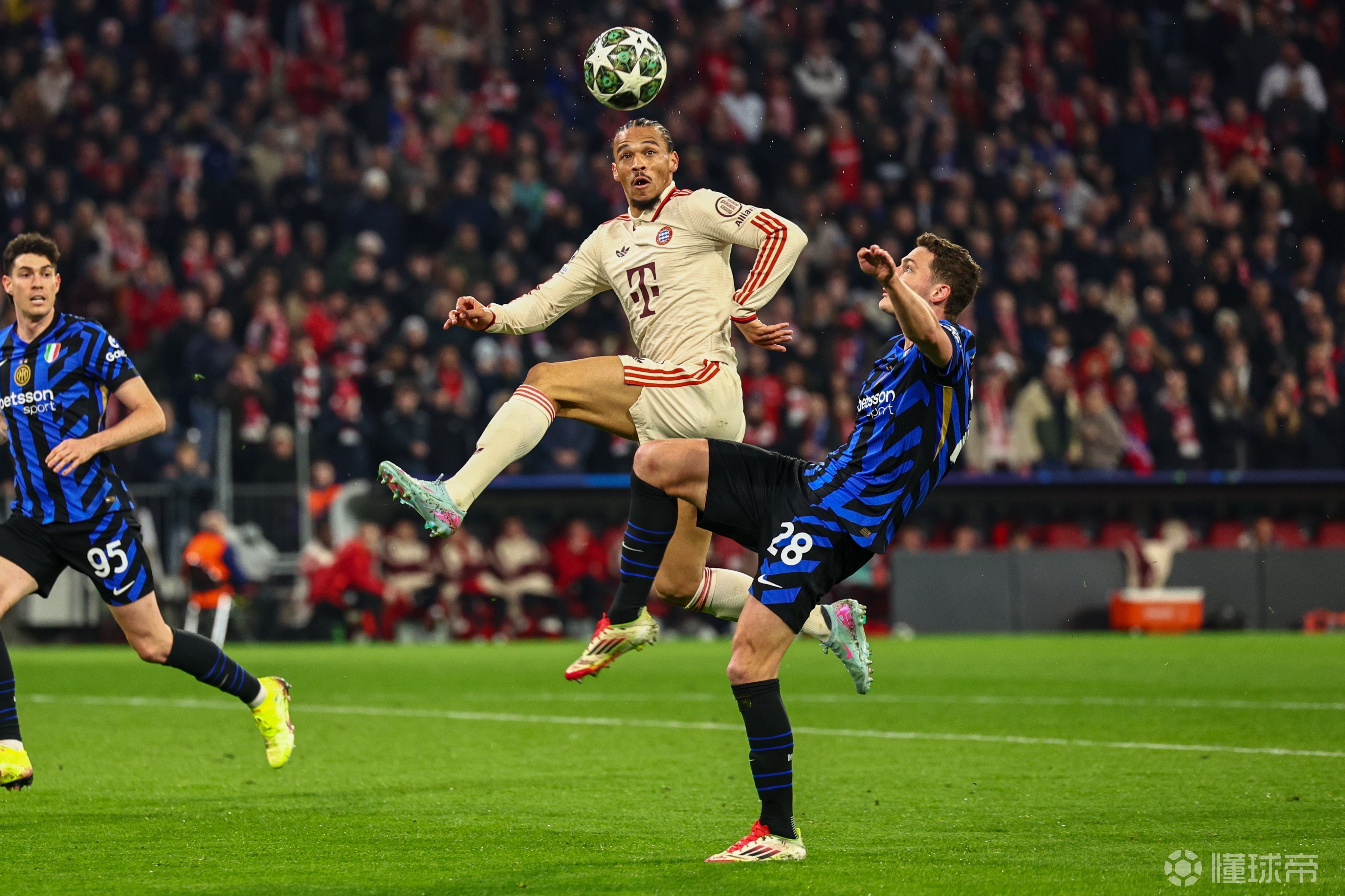 包含昨日焦点:拜仁失利,热议不断的词条 包含昨日焦点:拜仁失利,热议不断的词条