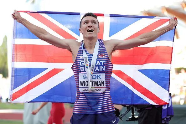 9you娱乐-风云变幻，选手积极应战争夺优势的简单介绍