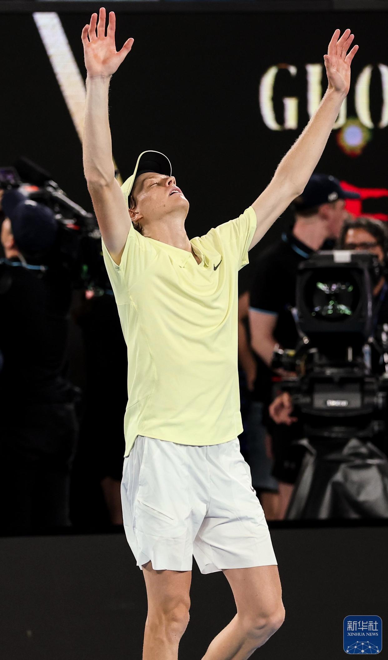 意大利运动员夺冠成功，成为焦点