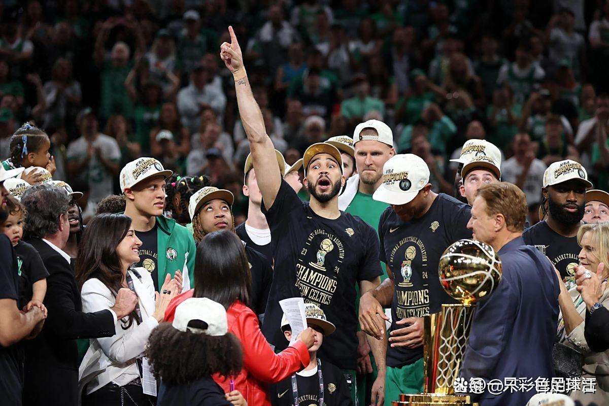 包含76人主场告负凯尔特人，东部前八身处压力的词条