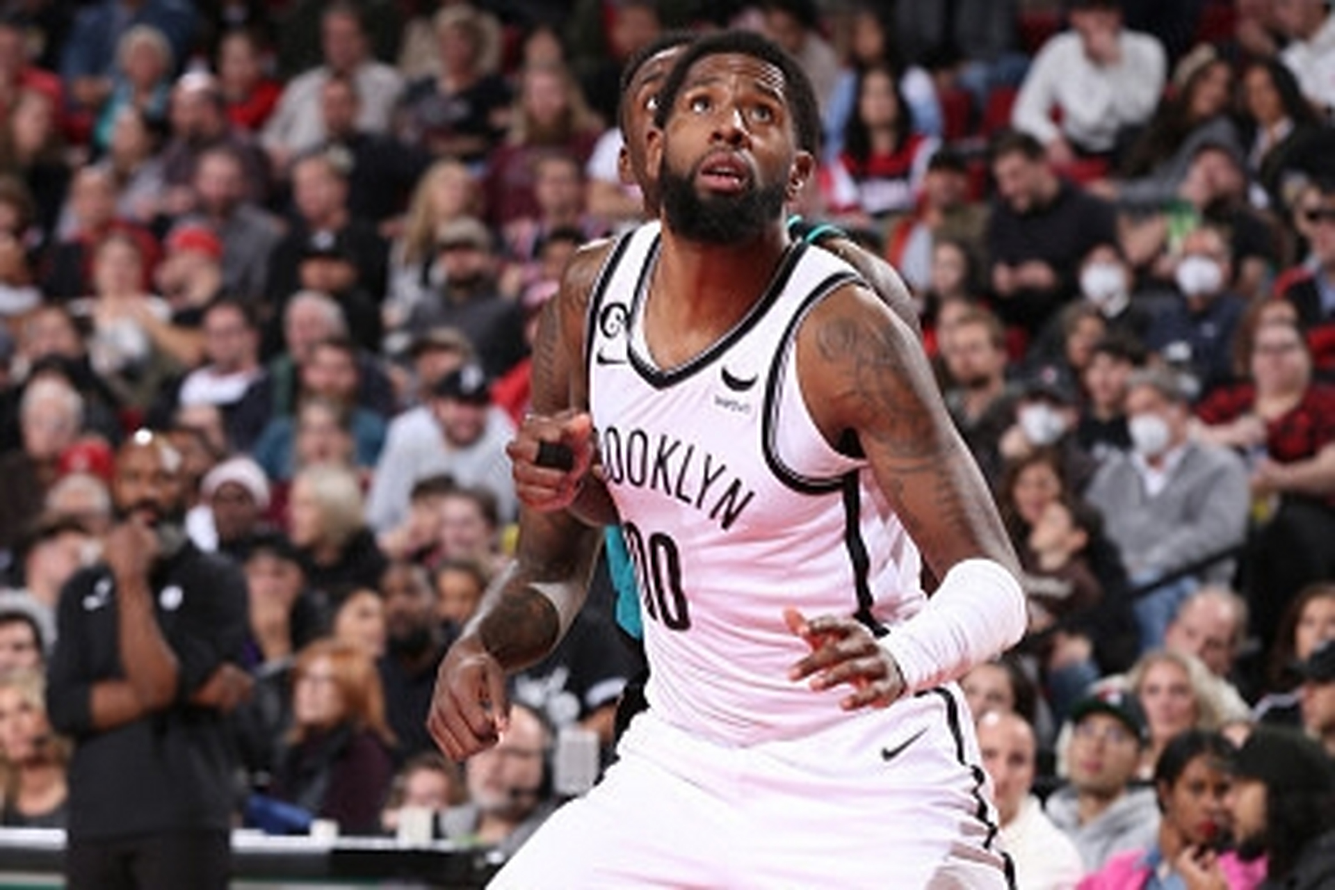 猛龙击败篮网,继续领跑 猛龙击败篮网,继续领跑