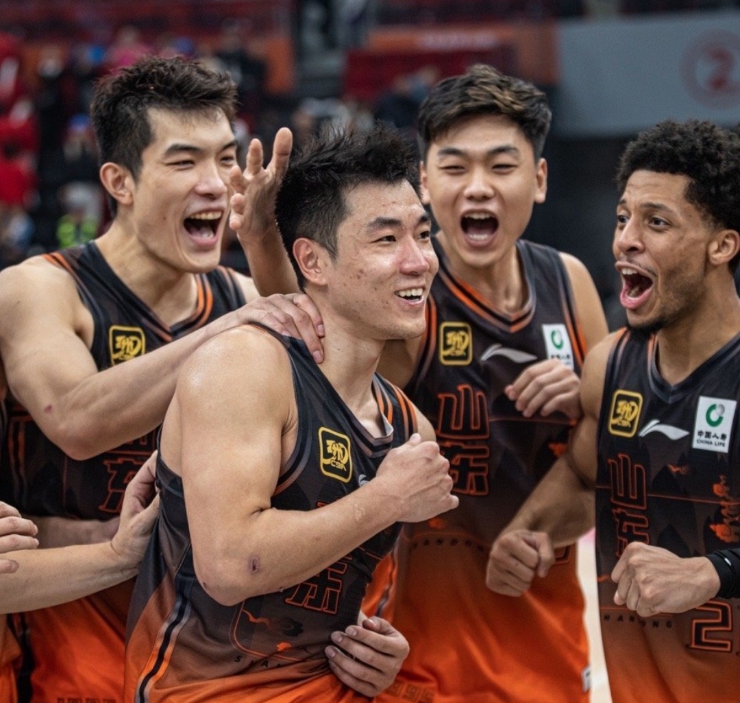 九游娱乐网站-火箭鏖战辽宁队，高诗岩高光表现