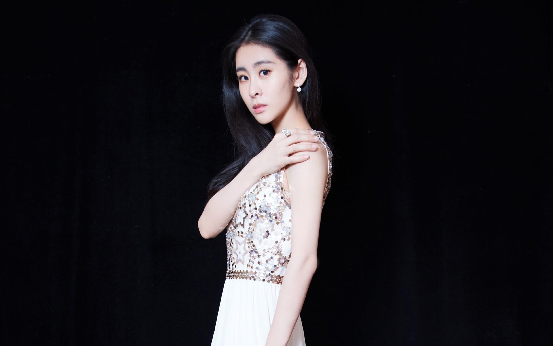 雪崩与钢铁的对决,莱万独舞,阿尔卑斯山脚下的德意志铁骑沉沙