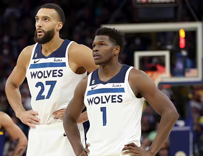 湖人对阵森林狼，贝恩数据全面爆炸